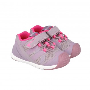 First steps sneakers...