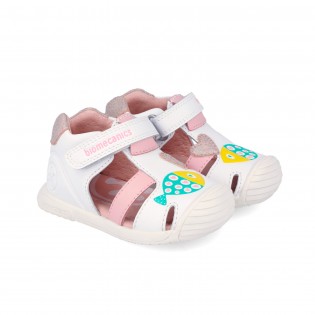Sandalias de niña primeros...
