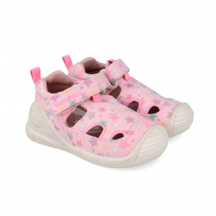 Sandalias de lona rosas...