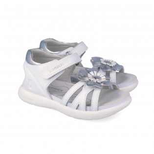 Sandalias flor blancas para...