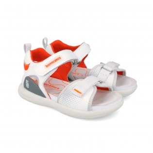 Sandalias blancas para nino...