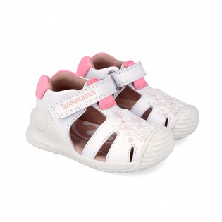 Sandalias para niña...