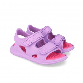 Sandalias de playa y...